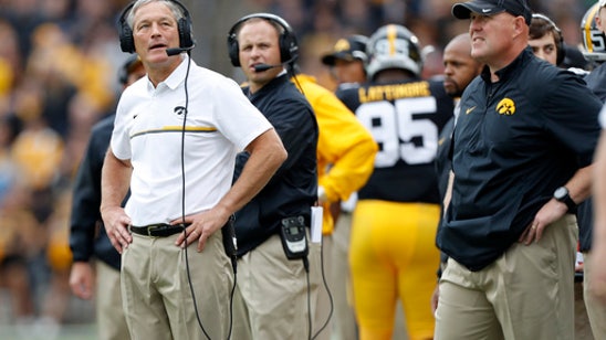 Outback Bowl features sputtering offense, stingy defense