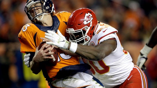 Steelers' Mathews out; Chiefs have Houston for playoff game