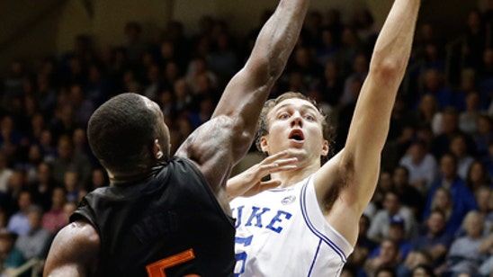 Jones keys No. 18 Duke's 70-58 win over Miami (Jan 21, 2017)