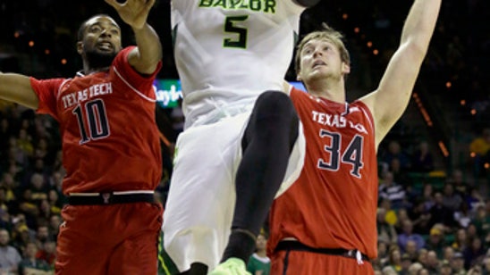 Motley's free throws lead No. 5 Baylor past Texas Tech 65-61 (Jan 25, 2017)