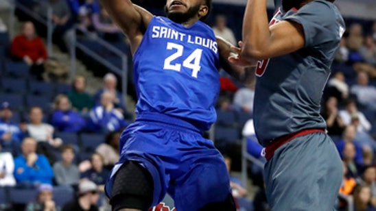 Saint Louis attempts record 55 FTs in 74-70 win over UMass (Jan 25, 2017)