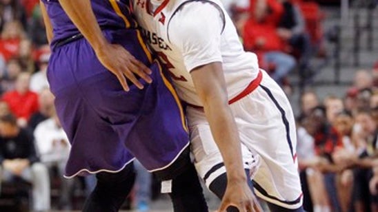 Smith scores 25 as Red Raiders beat LSU in Big 12/SEC match (Jan 28, 2017)