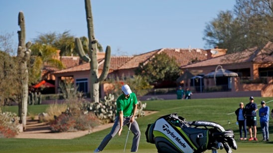 An takes Phoenix Open lead in front of record 204,906 fans