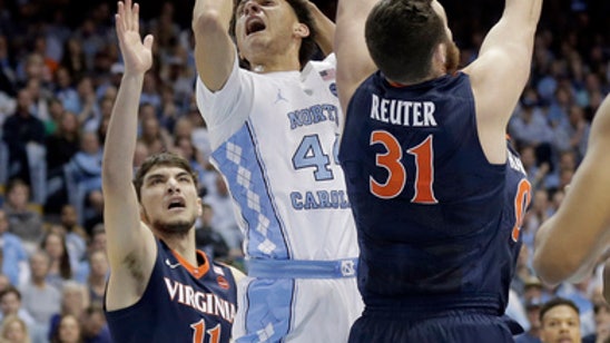 Jackson, No. 10 Tar Heels roll past No. 14 Cavaliers 65-41 (Feb 18, 2017)