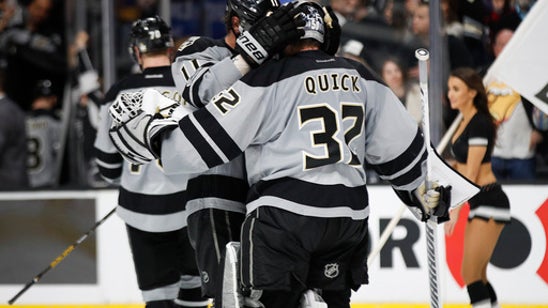 Jonathan Quick returns to spark Kings to 4-1 win over Ducks (Feb 25, 2017)