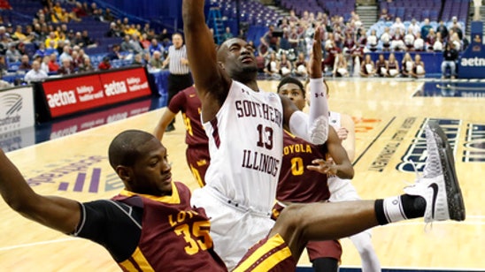 Southern Illinois turns back Loyola 55-50 in MVC quarters (Mar 03, 2017)