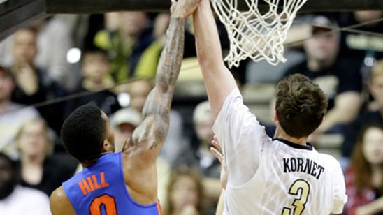 Vanderbilt rallies from 12 down, upsets No. 12 Florida 73-71 (Mar 04, 2017)
