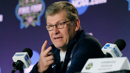 Geno Auriemma wins AP Coach of the Year for the ninth time