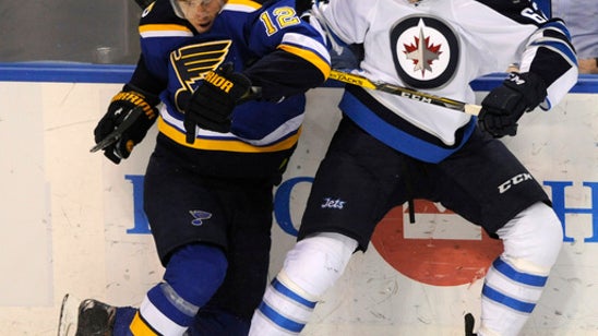 Laine scores twice, Jets beat Blues 5-2 for 5th straight win (Apr 04, 2017)
