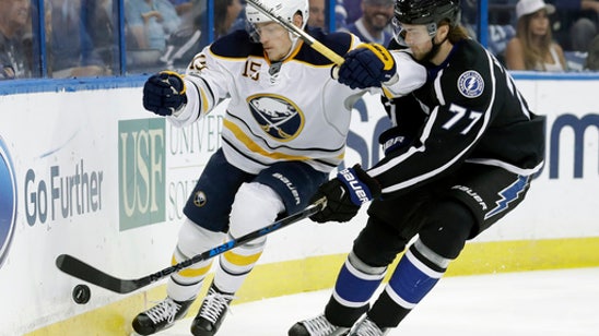 AP source: Sabres' Eichel misses out on $2 million bonus