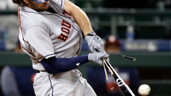 Altuve, bullpen rally Astros past Mariners 10-5 (Apr 12, 2017)