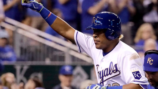 Duffy pitches gem as Royals beat Angels 7-1 (Apr 14, 2017)