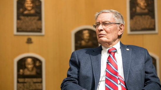 Bud Selig says he's overwhelmed by visit to Hall of Fame