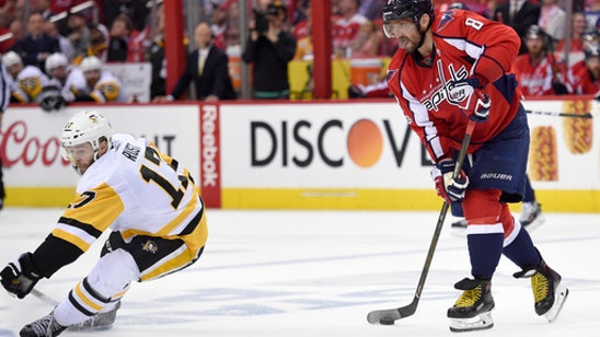 Crosby scores twice, Bonino has winner as Pens beat Caps (Apr 27, 2017)