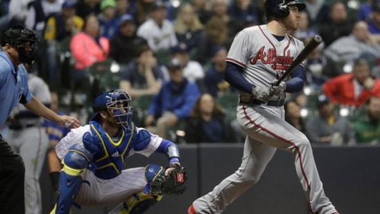 Freeman's homer leads Braves to 10-8 win over Brewers (Apr 28, 2017)