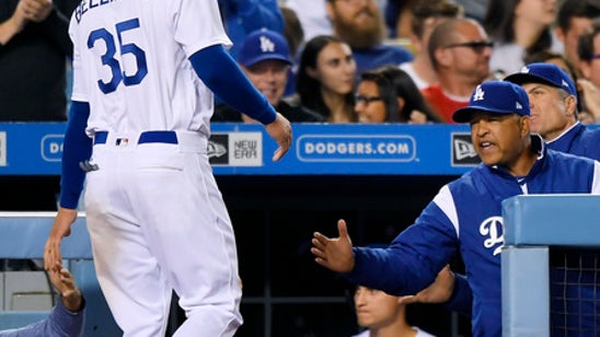 Maeda strong over 7 innings, Dodgers beat Phillies 5-3 (Apr 28, 2017)