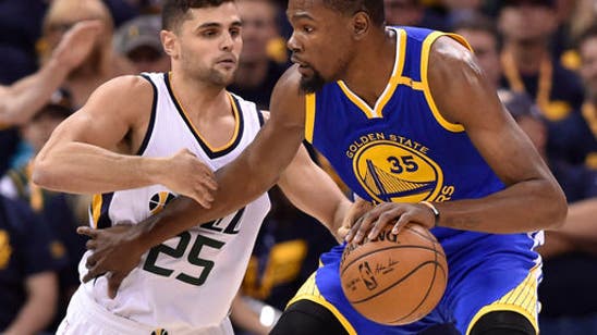 Durant scores 38 points, Warriors beat Jazz to take 3-0 lead (May 06, 2017)