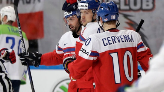 France beats Belarus, Germany loses to Denmark at ice hockey