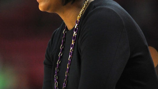 Georgetown women's hoops coach Adair taking Delaware job