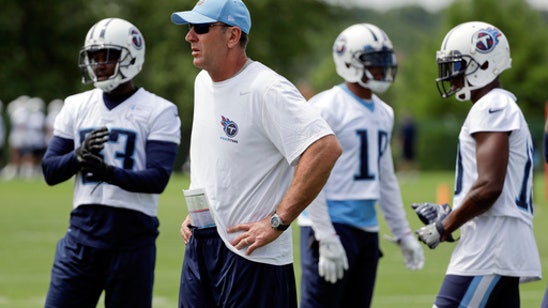 Tennessee Titans sign fifth-round draft pick Jayon Brown