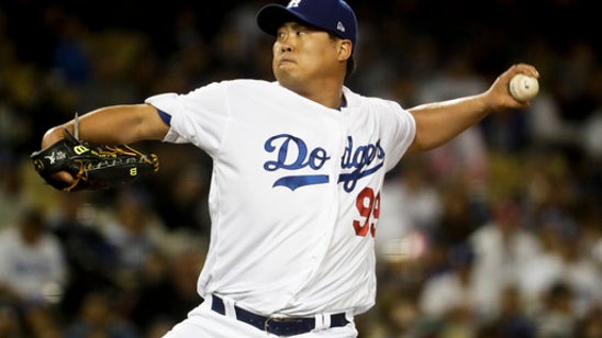 Ryu earns 1st career save in Dodgers' 7-3 win over Cardinals (May 25, 2017)