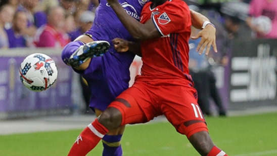 Accam has hat trick and assist, Fire top Orlando City 4-1 (Jun 24, 2017)