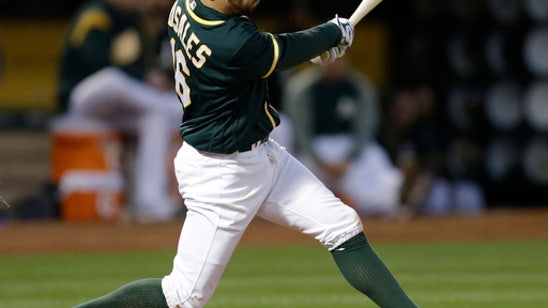 Hahn returns from DL to pitch Athletics past Blue Jays 4-1 (Jun 06, 2017)