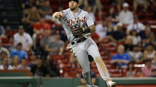 Upton's slam helps Tigers avert sweep; win 8-3 over BoSox (Jun 11, 2017)