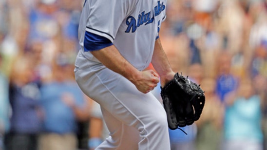 Nelson whiffs 10 in 1st CG as Brewers nip Padres 2-1 (Jun 18, 2017)