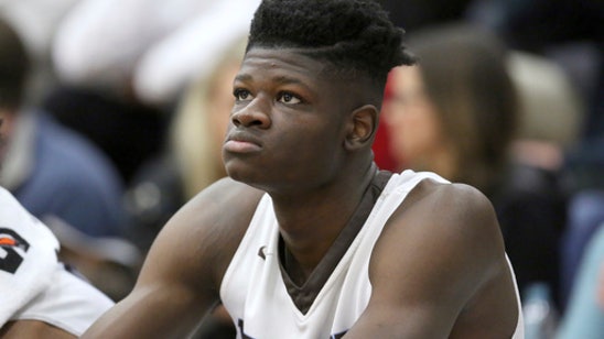 Top Texas recruit's brother says he took improper gifts