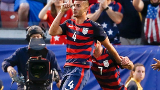 Miazga's late goal gives US 1st place in Gold Cup group