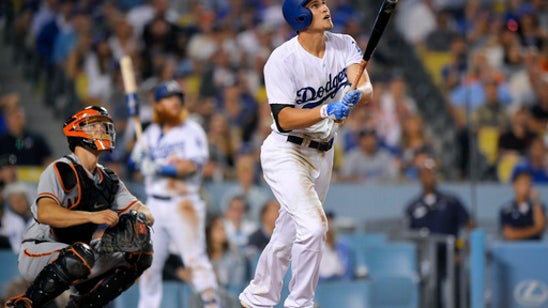 Seager homers twice as Dodgers rally past Giants 6-4 (Jul 28, 2017)
