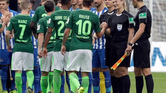 Hertha draws as Bundesliga's 1st female referee makes debut