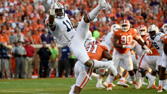 Auburn offense struggles to score against good team - again