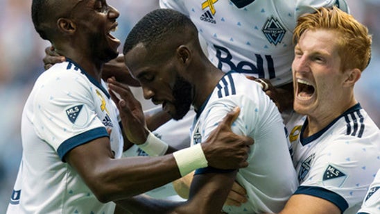Tony Tchani scores in stoppage time, Whitecaps tie Crew 2-2 (Sep 16, 2017)