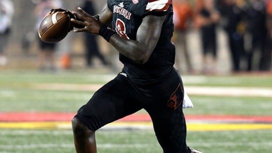Jackson sets TD mark, No. 19 Louisville beats Kent St 42-3 (Sep 23, 2017)
