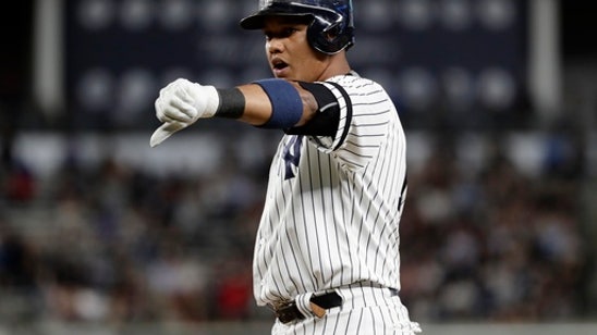 Girardi stays with Sanchez despite defensive difficulties