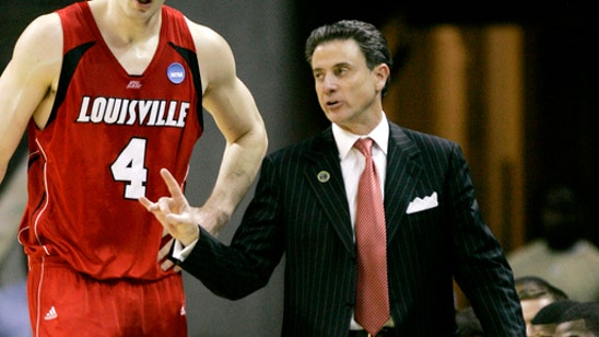 Louisville tabs Padgett as interim replacement for Pitino