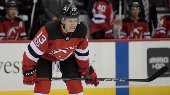 Butcher steals spotlight from Hischier in 4-1 Devils win (Oct 07, 2017)