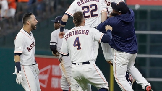 Altuve's dash lifts Verlander, Astros over Yanks in Game 2 (Oct 14, 2017)