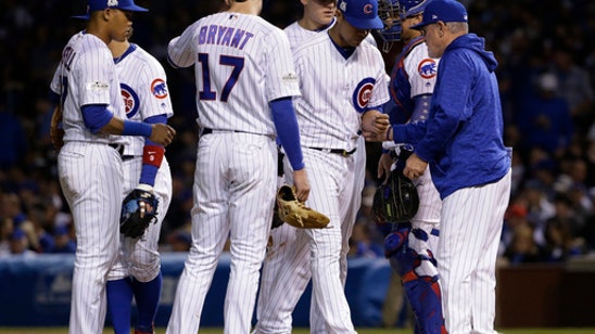 Hernandez hits 3 HRs, Dodgers top Cubs to reach World Series (Oct 19, 2017)