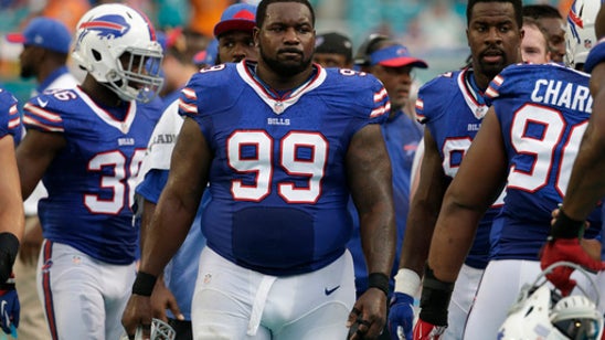 Dareus passes physical, completes trade from Bills to Jags