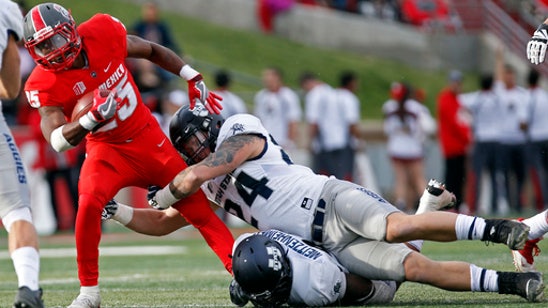 Utah State downs New Mexico 24-10 behind Hunt (Nov 04, 2017)