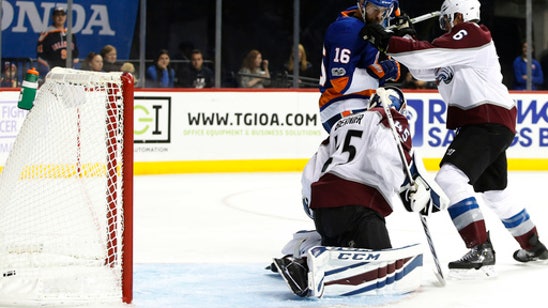 Mathew Barzal has 5 assists, Islanders beat Avalanche 6-4 (Nov 05, 2017)