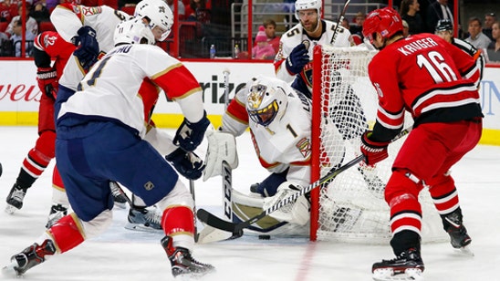 Ryan helps Hurricanes beat Panthers 3-1, snap 4-game slide (Nov 07, 2017)