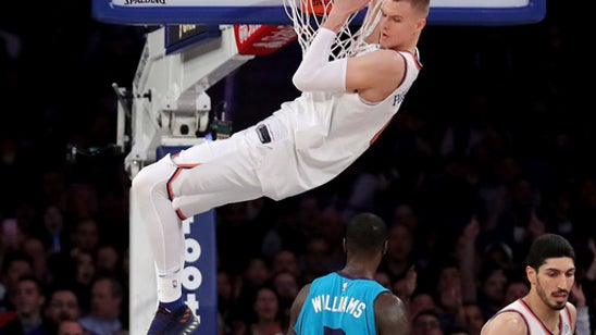 Porzingis hits tiebreaking 3, Knicks beat Hornets 118-113 (Nov 07, 2017)