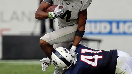 Anderson helps No. 14 UCF pull away from UConn for 49-24 win (Nov 11, 2017)