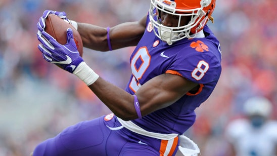 No. 4 Clemson stays in playoff hunt with 61-3 Citadel win (Nov 18, 2017)