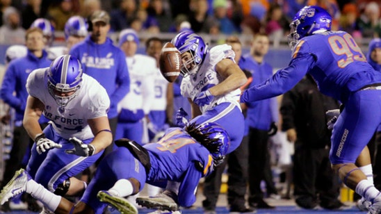 Rypien throws for 300 yards, 3 TDs; Boise St. tops Air Force (Nov 18, 2017)