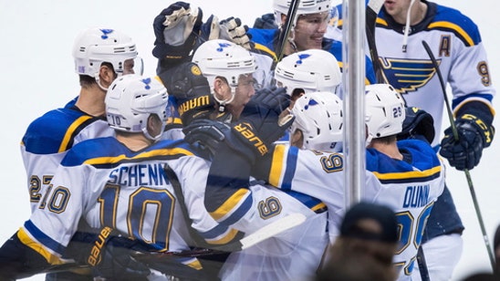 Schenn scores in OT to lift Blues past Canucks (Nov 18, 2017)